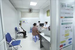 Bộ Y tế: Xử lý nghiêm tập thể, cá nhân liên quan đến hiện tượng 'cò' xếp lốt khám bệnh