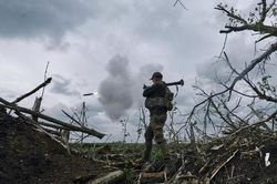 Làn sóng phản công thứ 3 của Ukraine đã khởi động trước hội nghị thượng đỉnh NATO
