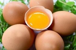 Cách lựa chọn trứng gà sạch, bảo đảm an toàn