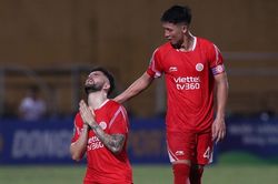 Hà Nội FC 'chết' bởi tiền đạo thất sủng của Viettel, thày trò HLV Thạch Bảo Khanh rộng cửa vô địch