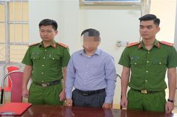 Khởi tố nguyên Chủ tịch phường lợi dụng chức vụ, quyền hạn khi thi hành công vụ