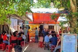 Vụ ba anh em đuối nước tử vong: Người mẹ cạn nước mắt trước nỗi đau quá lớn