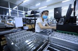 Cải thiện tổng cầu, không tạo thêm bất cứ rào cản pháp lý trong sản xuất, kinh doanh