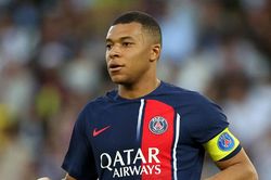 Chủ tịch PSG ra 'tối hậu thư' cho Mbappe