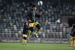 World Cup 2023: Mặc giá lạnh, Đội tuyển nữ Việt Nam ra sân luyện tập ngay sau khi đến New Zealand