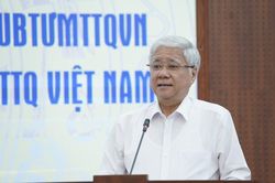 Ông Đỗ Văn Chiến: Thấy sai mà không dám nói cũng là biểu hiện tiêu cực