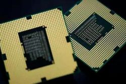 Mỹ phản đối Trung Quốc hạn chế xuất khẩu kim loại sản xuất chip