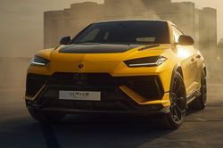 Khách hàng hết cơ hội mua siêu xe Lamborghini chạy xăng
