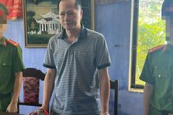 Bắt 2 phó giám đốc trung tâm đăng kiểm tại Quảng Bình