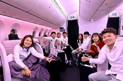 Tuyển nữ Việt Nam và tấm gương từ tuyển nam Nhật Bản