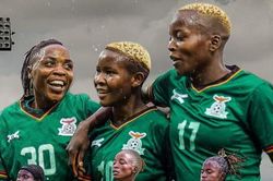 HLV đội tuyển châu Phi dự World Cup nữ 2023 bị tố cáo 'ép học trò lên giường'