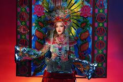 Fan choáng váng với National Costume của Việt Nam tại Miss Supranational 2023