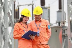 Đề xuất điều chỉnh giá điện sinh hoạt còn 5 bậc, cao nhất hơn 3.450 đồng/kWh