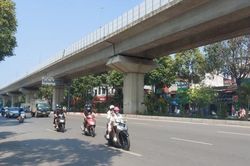 Hà Nội có 5 ngày nắng nóng gay gắt trước khi nền nhiệt giảm nhẹ