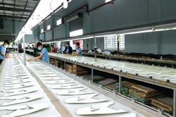 Kích cầu tiêu dùng để kích thích tăng trưởng