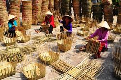Phát triển làng nghề tiểu thủ công nghiệp, gắn với phát triển du lịch năm 2023