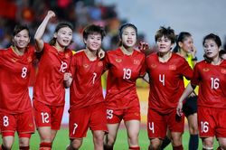 Cà phê đầu tuần: 'Trận chiến giới tính' ở World Cup nữ
