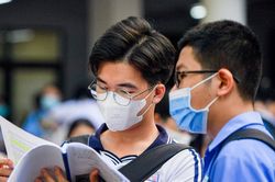 Điểm chuẩn các trường đào tạo y dược năm 2023 sẽ biến động như thế nào?