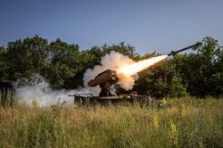Ukraine giành lợi thế ở Bakhmut, khiến quân Nga mắc kẹt ở một số điểm