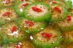 Mướp đắng đem làm món này ăn lạ miệng hơn nhiều