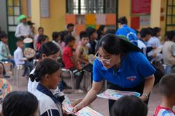 Nhiều hoạt động tình nguyện ý nghĩa hướng đến vùng cao, vùng đồng bào dân tộc thiểu số