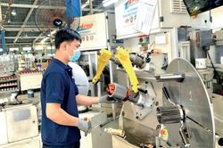 Giảm thuế giá trị gia tăng 2%: Người dân và doanh nghiệp hưởng lợi trực tiếp