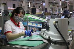 Mục tiêu tăng trưởng 6,5% năm 2023 là rất thách thức