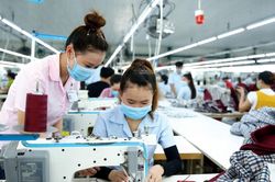 Có cần phục hồi tổng cầu?