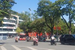 Miền Bắc, miền Trung còn nắng nóng tới ngày 15 và 16-7