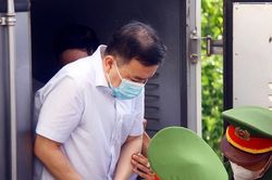 Những hình ảnh đầu tiên phiên tòa xét xử vụ 'chuyến bay giải cứu'
