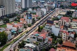 Hà Nội: Hiện trường ngổn ngang của đê hữu sông Hồng bị chậm tiến độ thi công