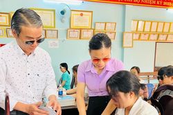 Gia Lai: Khai giảng lớp dạy chữ Braille cho người mù