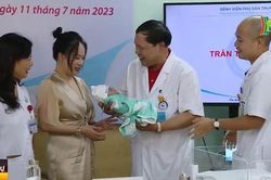 Cứu sống bé sinh non 25 tuần, nặng 600 gram