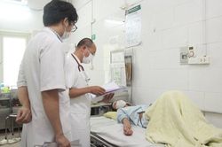 Hà Nội thêm 7 ổ dịch sốt xuất huyết mới, có gia đình 2-3 người cùng nhập viện