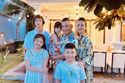 Sắc vóc nuột nà của mẹ 4 con Jennifer Phạm