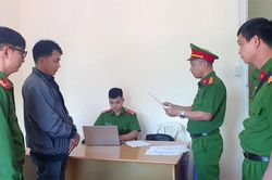 Khởi tố nguyên cán bộ ngân hàng về tội lừa đảo chiếm đoạt tài sản