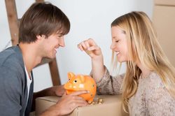 10 bí quyết giúp vợ chồng trẻ chi tiêu không lãng phí