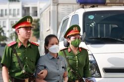 Vụ án 'chuyến bay giải cứu': Nhiều bị cáo khai bị hành, ép đưa hối lộ