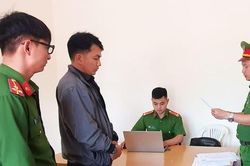 Cán bộ ngân hàng lừa huy động tiền tỷ của khách, đem trả nợ 'dân xã hội'