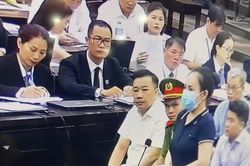 Hai nữ giám đốc khai việc đưa tiền để được cấp phép 'chuyến bay giải cứu'