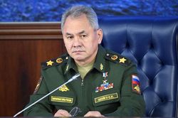 Bộ trưởng Quốc phòng Nga phản ứng thế nào khi Mỹ cung cấp bom chùm cho Ukraine?