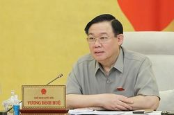Chủ tịch Quốc hội Vương Đình Huệ: Không để trì trệ việc hoàn thuế giá trị gia tăng cho doanh nghiệp