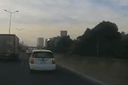 Nữ tài xế bị phạt nặng khi đi ngược chiều tại đường Vành đai 3 trên cao