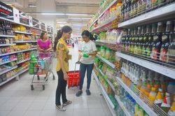 Ghìm cương lạm phát