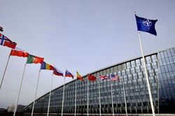 Moscow, Bắc Kinh cùng lên tiếng về tuyên bố chung của thượng đỉnh NATO