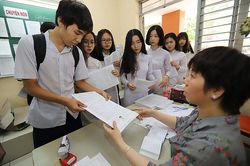 Thách thức đổi mới tuyển sinh