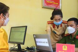 Biển số định danh: Chuyển quản lý từ xe nào biển đó sang người nào biển đó