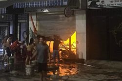 Xe điện bốc cháy khi đang sạc điện trong đêm, hai bà cháu thiệt mạng