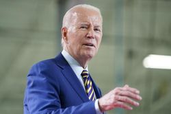 Đại tá Mỹ chỉ ra sai lầm của Tổng thống Biden đã làm thay đổi nước Nga