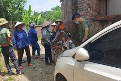 Điều tra nguyên nhân 2 vợ chồng tử vong khi đang ôm nhau